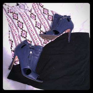 Steve Madden Linore Bootie, blue leather 6.5